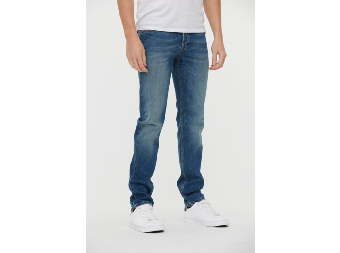 Pantalon straight fit ,taille medium,jambe ajustée