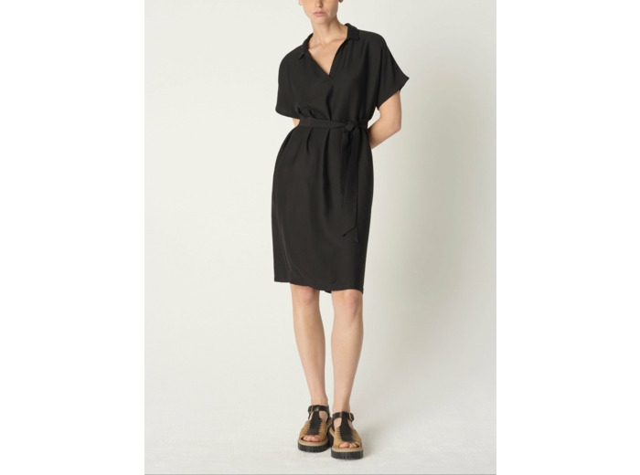 Robe clara noir