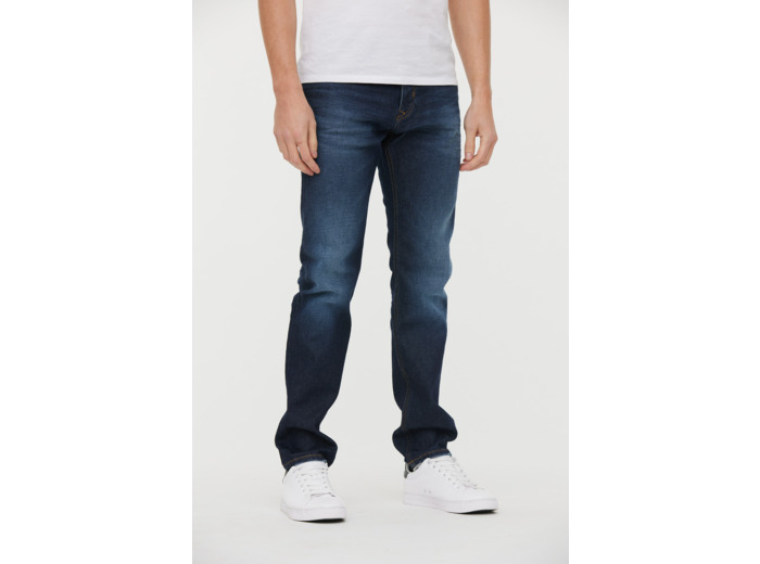 Pantalon straight fit ,taille medium,jambe ajustée