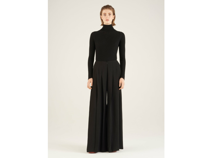 Pull noir