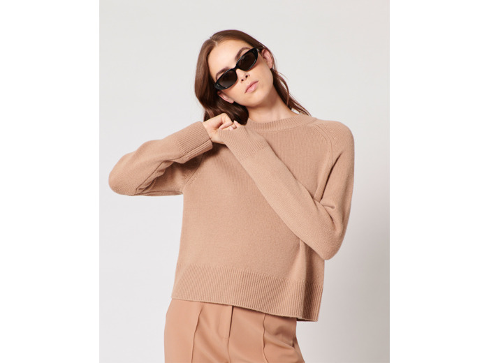 Pull Neona Camel en Laine