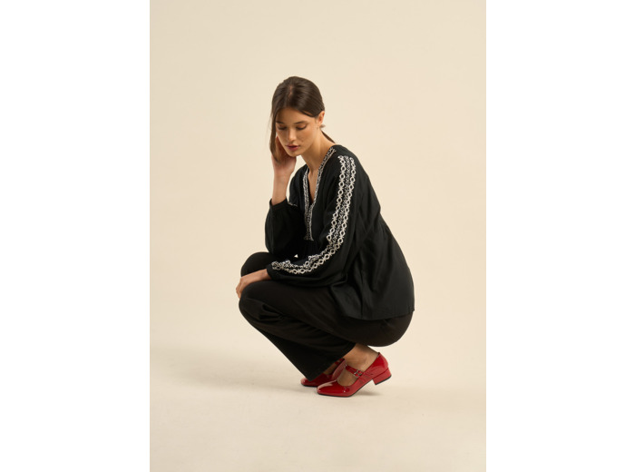 Blouse ample brodée