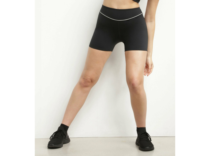 Shorty de sport pour femme en microfibre sculptante noire Dim Move