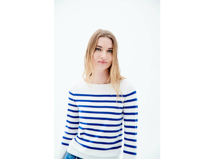 Pull mjulie