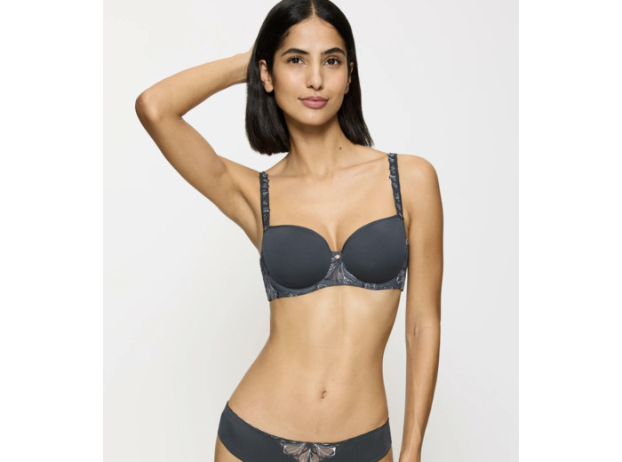 Soutien gorge avec armatures et coques