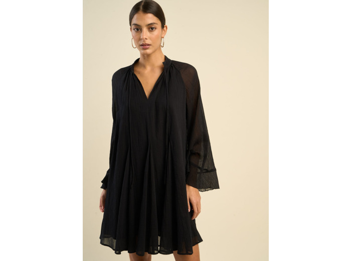 Robe courte évasée avec manches évasées