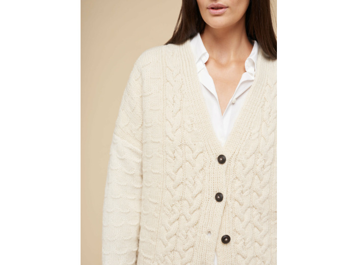 Cardigan canvas