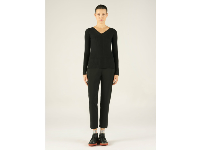 Pull noir