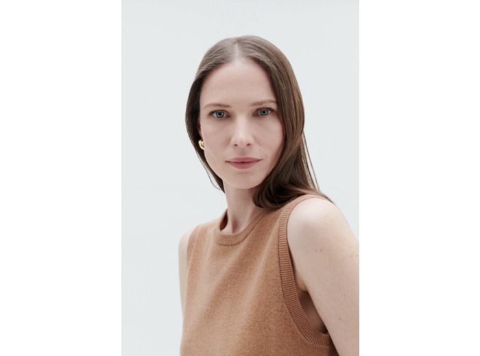 Pull ilona