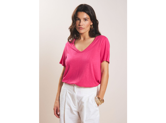 T-shirt col V