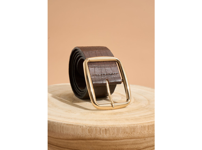 Ceinture en cuir texturé avec grande boucle dorée