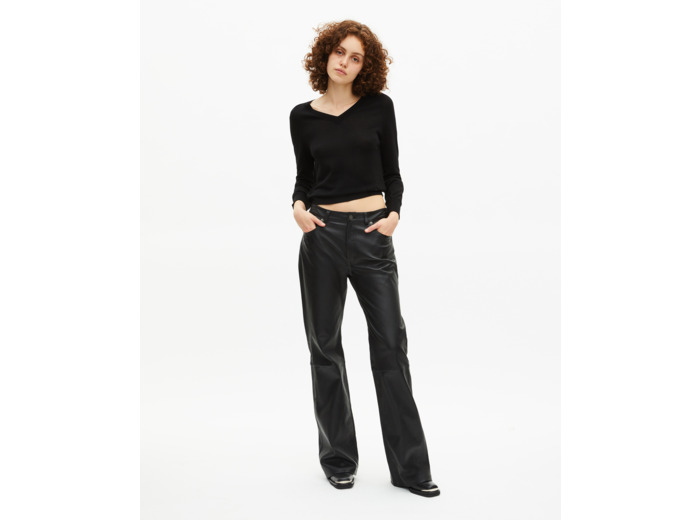 Pull col v en laine mérinos noir black