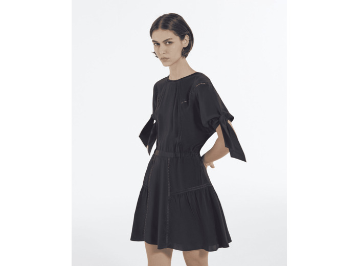 Robe Courte Avec Braids Manches Courtes black