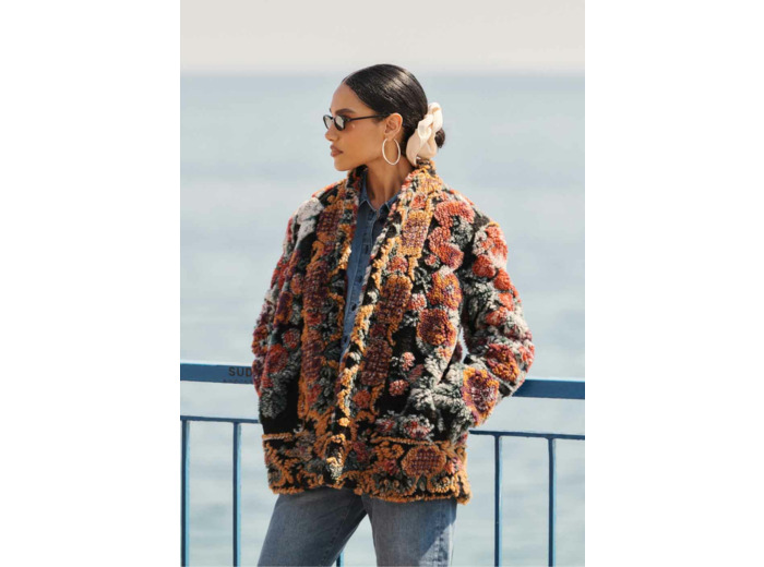 Manteau fausse fourrure imprimée à motifs avec col cygne