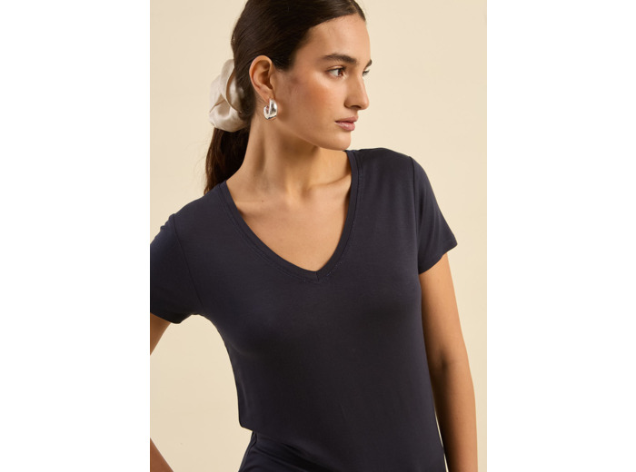 Tee-shirt col V