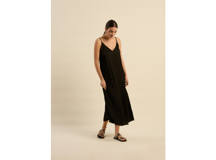 Robe longue à bretelles
