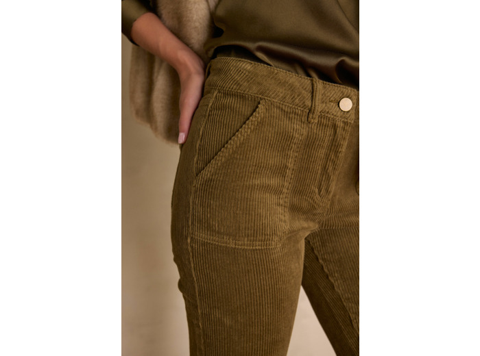 Pantalon chino NALLA en velours côtelé