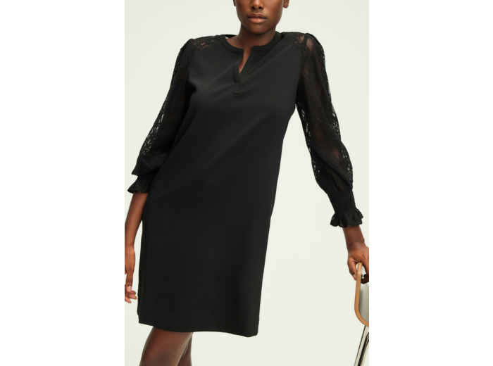 Robe courte aux manches en dentelle - STEPHANIE