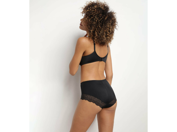 Soutien-gorge emboitant avec armatures noir Generous Dim