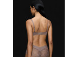 Soutien gorge avec armatures et coques
