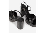 Sandales à talons cloutées en cuir noir black