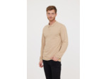 Polo basique manches longues en coton piqué bio, détail col et print poitrine