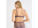Soutien-gorge avec armatures