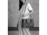 Grand sac à main Romy en cuir grainé et lisse