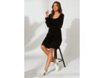 Robe courte ceinturée