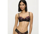 Soutien-gorge avec armatures
