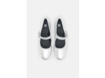 Ballerines sara2 en cuir naturel