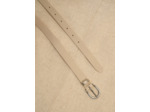 Ceinture en cuir avec une boucle en or