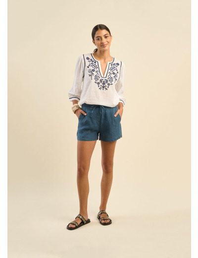 Short en lin avec liens de resserrement