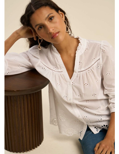 Chemise ample détails romantiques