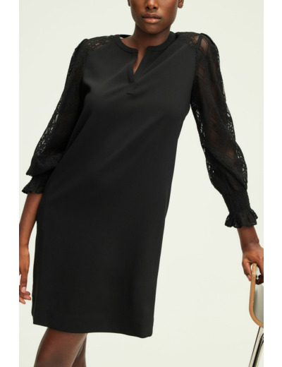 Robe courte aux manches en dentelle - STEPHANIE