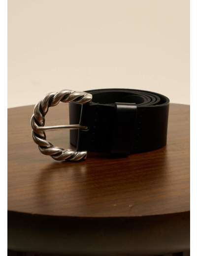 Ceinture à boucle torsadée