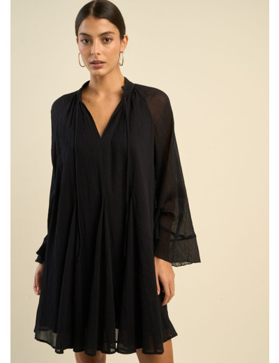 Robe courte évasée avec manches évasées