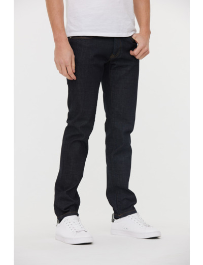 Jean taille medium, coupe droite