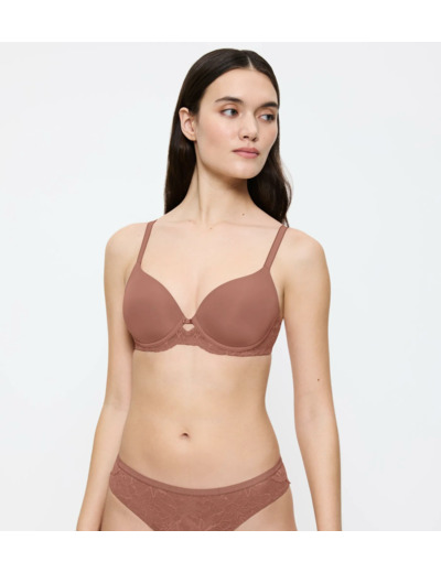 Soutien gorge avec armatures et coques
