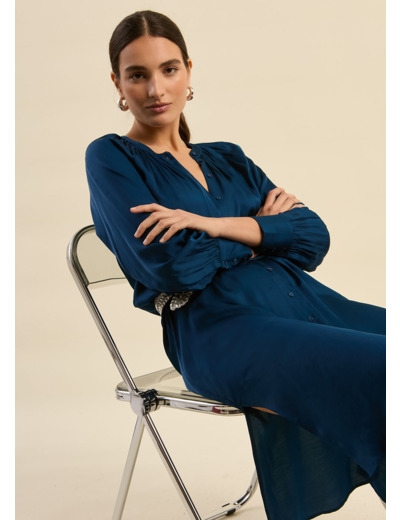 Robe chemise longue en satin