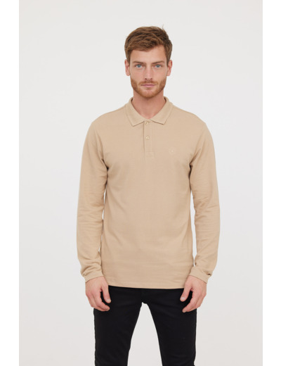 Polo basique manches longues en coton piqué bio, détail col et print poitrine