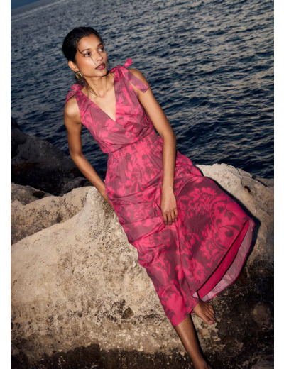 Robe imprimée avec noeud aux bretelles