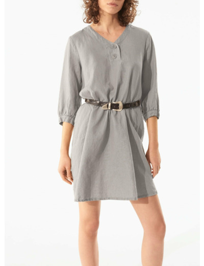 Robe grise