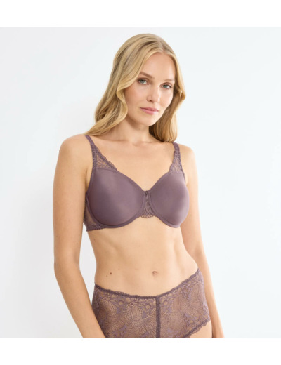 Soutien-gorge avec armatures minimizer