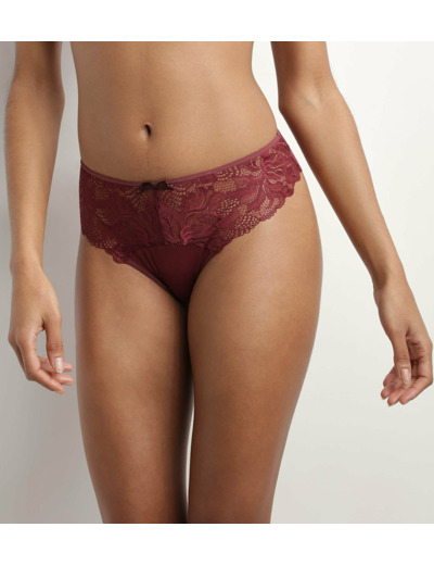 Slip femme en dentelle et microfibre Rubis Foncé Generous Essentiel