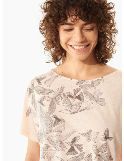 T-shirt rose the