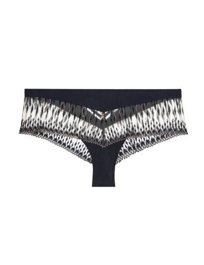 Shorty Voodoo Kiss