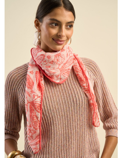 Foulard aux motifs floraux