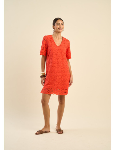 Robe courte en broderie anglaise