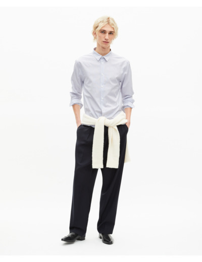 Chemise à fines rayures bleu clair bleu